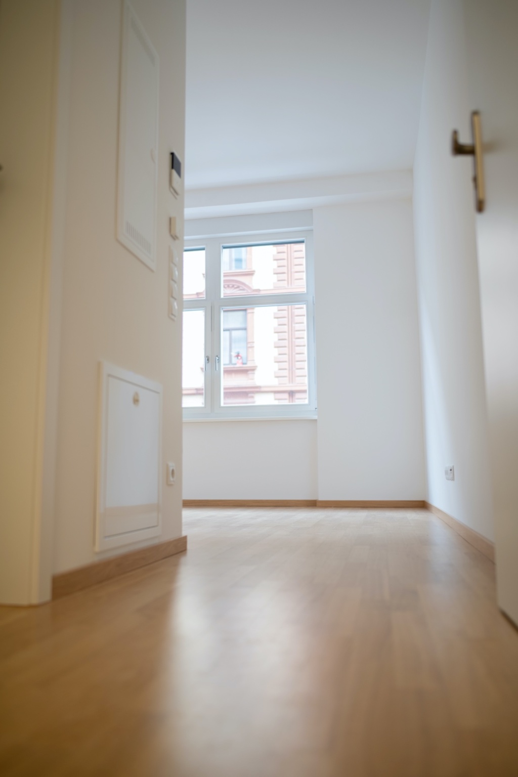 1 Zimmer Wohnung im Herzen der City & Bankenviertel/Hauptbahnhof – 60329 Frankfurt am Main Bahnhofsviertel – Vorschaubild 2