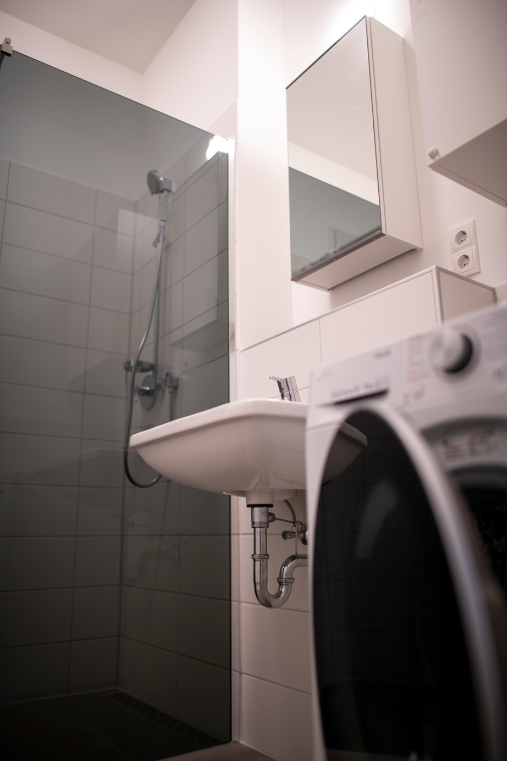 1 Zimmer Wohnung im Herzen der City & Bankenviertel/Hauptbahnhof – 60329 Frankfurt am Main Bahnhofsviertel – Vorschaubild 6