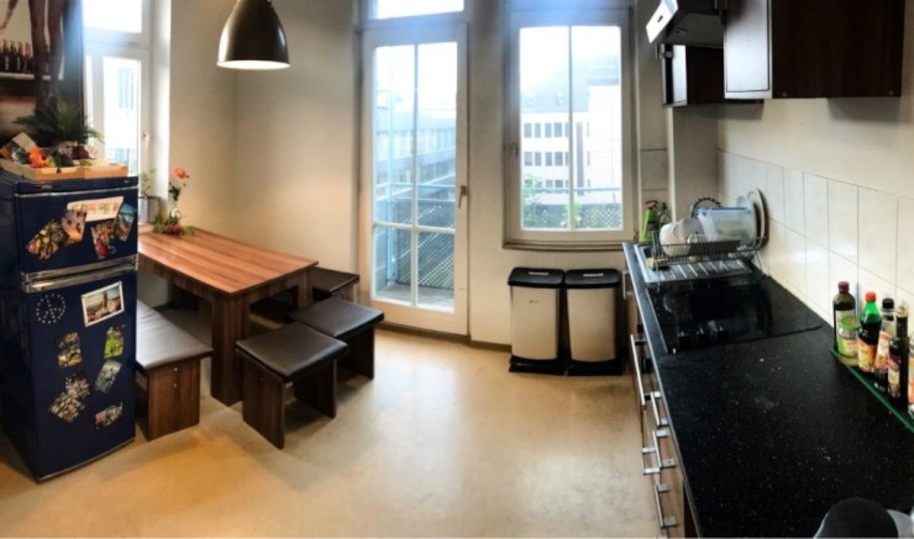 Habitación en WG Stuttgart Mitte Hauptstätterstr 106A - Küche