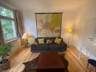 Bright renovated 2-room apartment in Kreuzkölln – fully furnished & quiet — photo 1