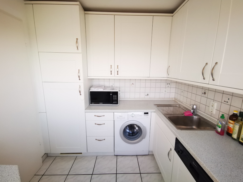 Flatshare Moosach Werner-Friedmann-Bogen 12 - Küche Waschmaschine