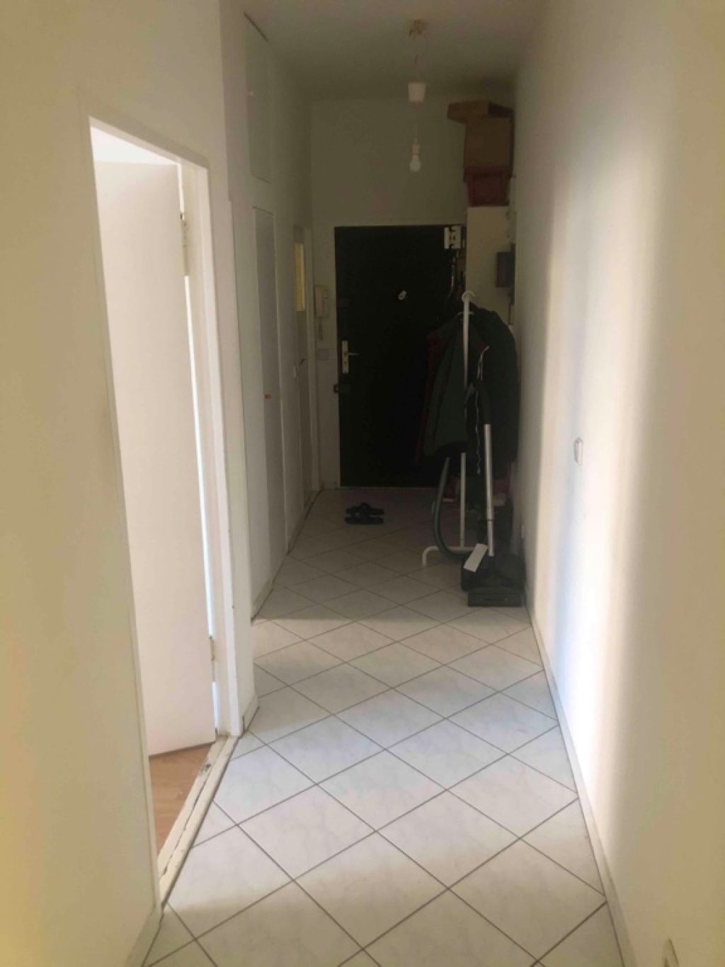 Habitación en WG Mitte Wolgaster Straße - Flur