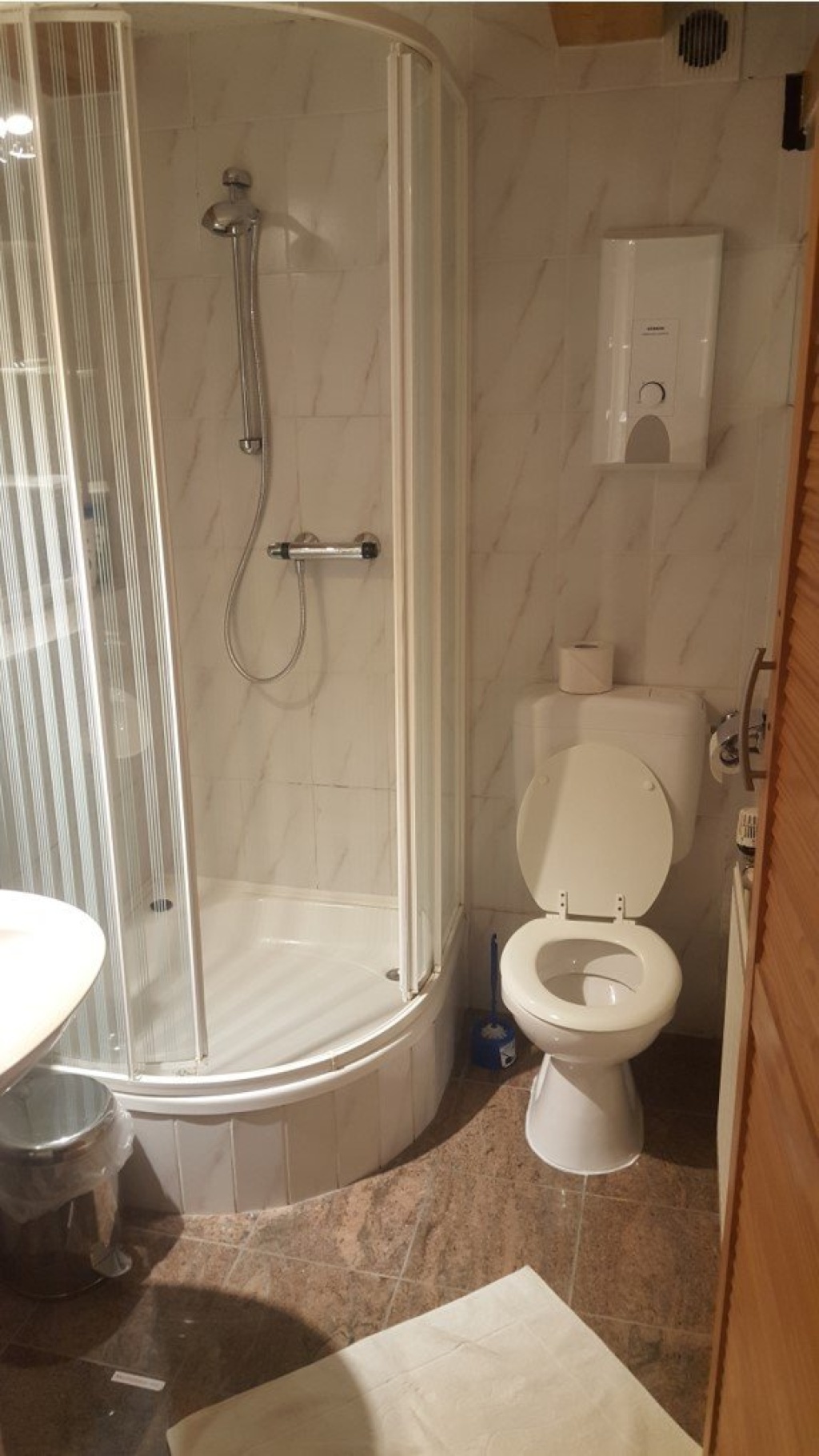 Apartment mit Rheinblick Balkon/möbliert/ab sofort – Deutz-Mülheimer Str., 51063 Köln Mülheim – Vorschaubild 6
