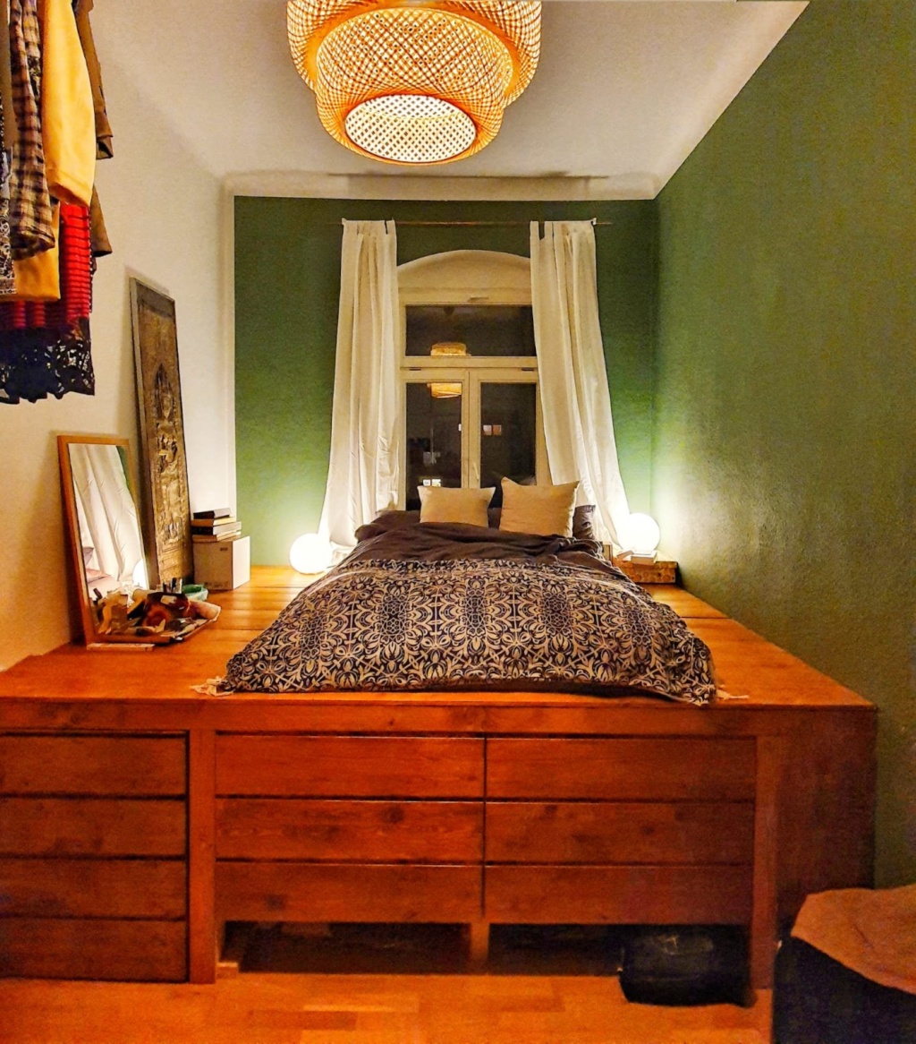 Helle, möblierte Zweiraumwohnung mit Balkon in Striesener Altbau zur Zwischenmiete – Merseburger Straße, 1309 Dresden Striesen-West – Vorschaubild 4