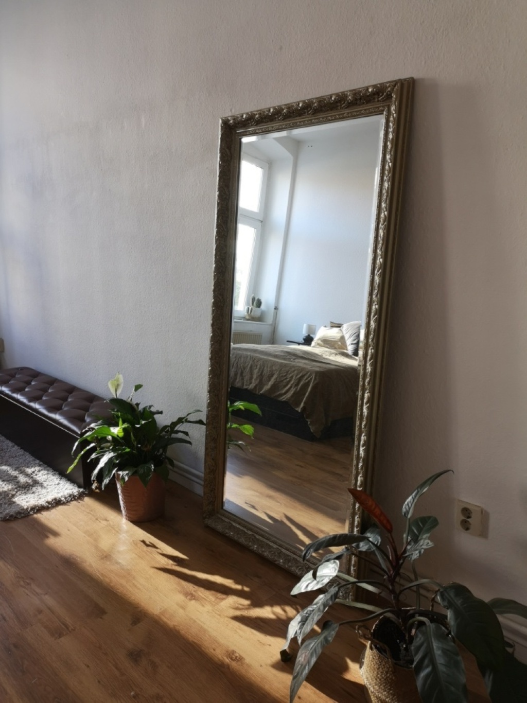 Schöne und sehr helle Altbau-Wohnung in Friedrichshain