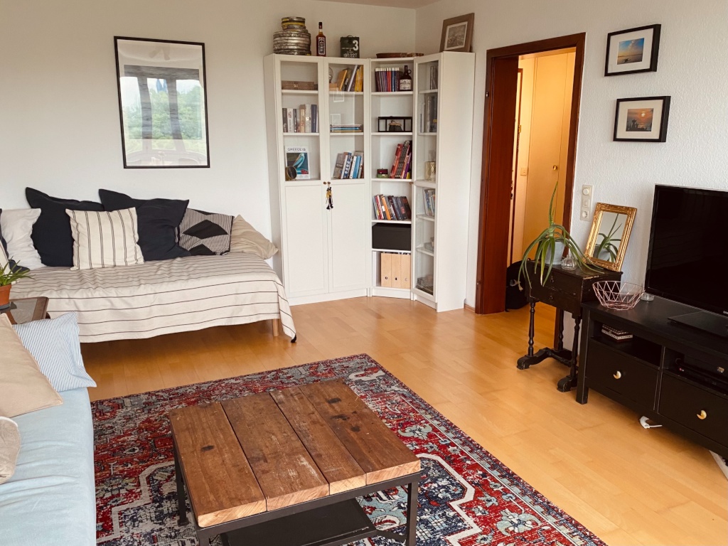 Möbliertes 2 Zimmer Apartment mit Domblick – Graeffstrasse 3, 50823 Köln Neuehrenfeld – Vorschaubild 2