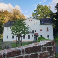 Anzeigenbild: Christliches Studentenwohnheim unterhalb des Schlosses