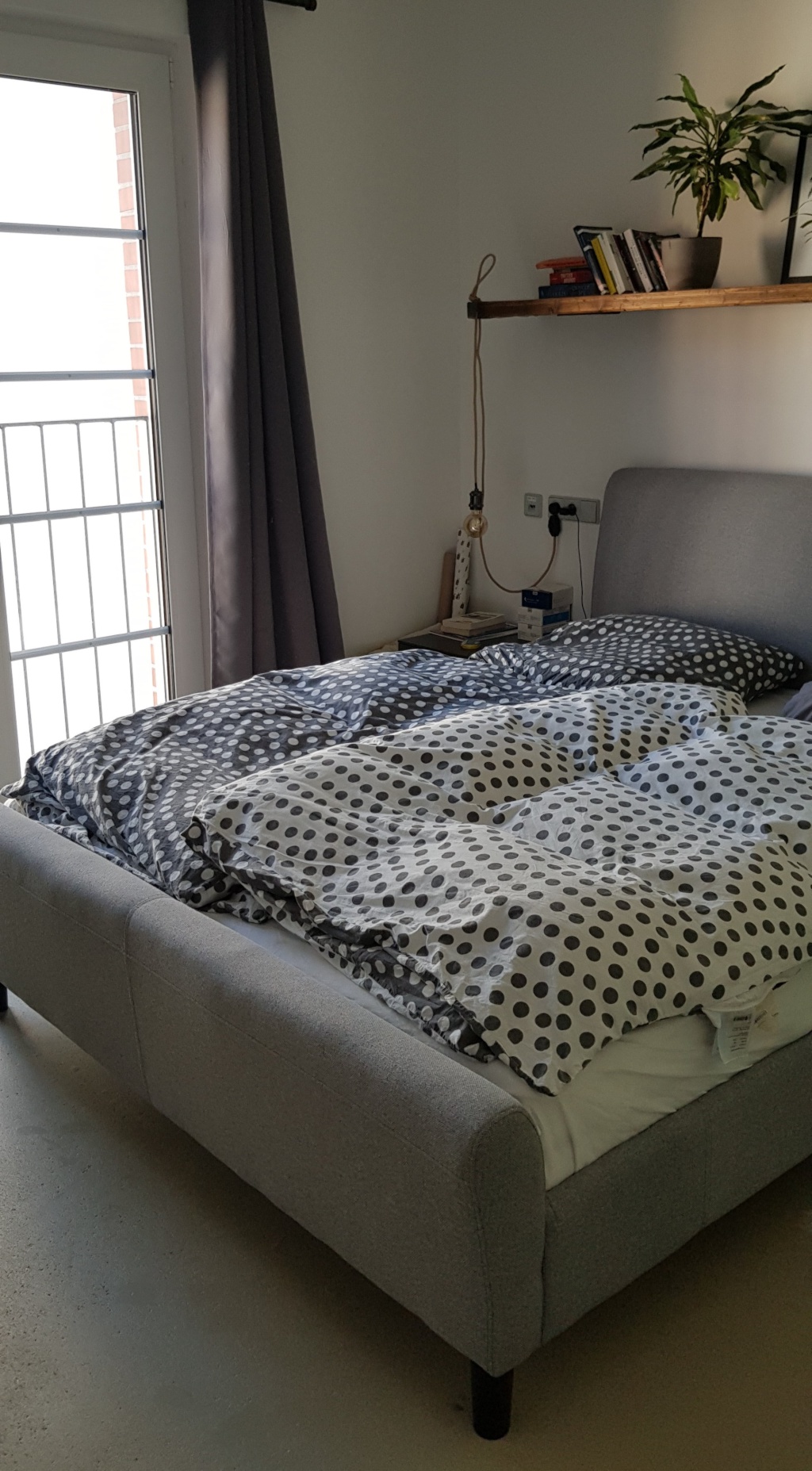 Flat Neukölln Warthestr. - 1,60 m Doppelbett / 1.60 m bed