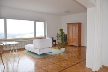 Anzeigenbild: Super schönes 41-qm-Zimmer mit großzügigem Gemeinschaftsbereich und tollem Blick