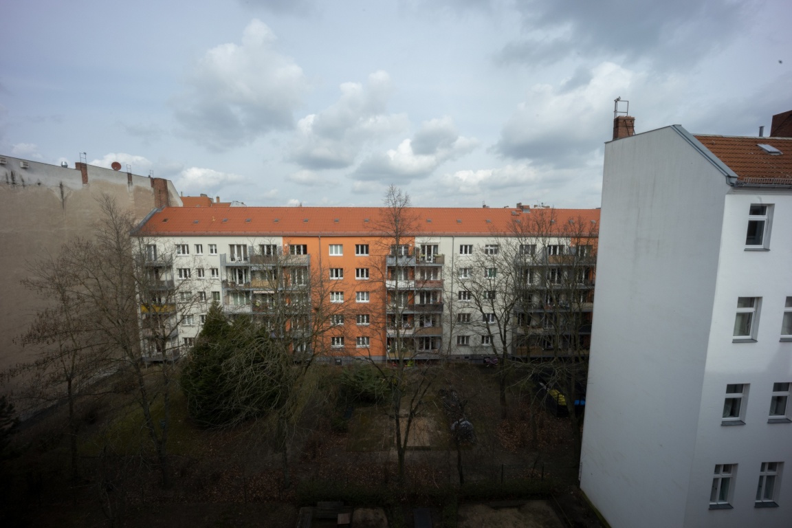 VON 6 OKTOBER bis 5 Nov Rundum Sorglos Paket, 1 zimmer Wohnung mit balkon Prenzlauer Berg, deutsch, spanisch, englisch – Rodenbergstr. 33, 10439 Berlin Prenzlauer Berg – Vorschaubild 4