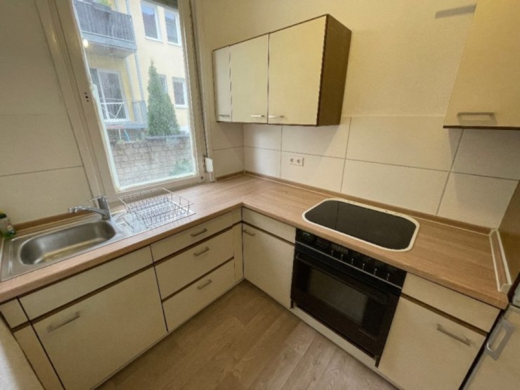 WG-Zimmer Bad Cannstatt Duisburger Str.33 - Küche Ansicht Wand