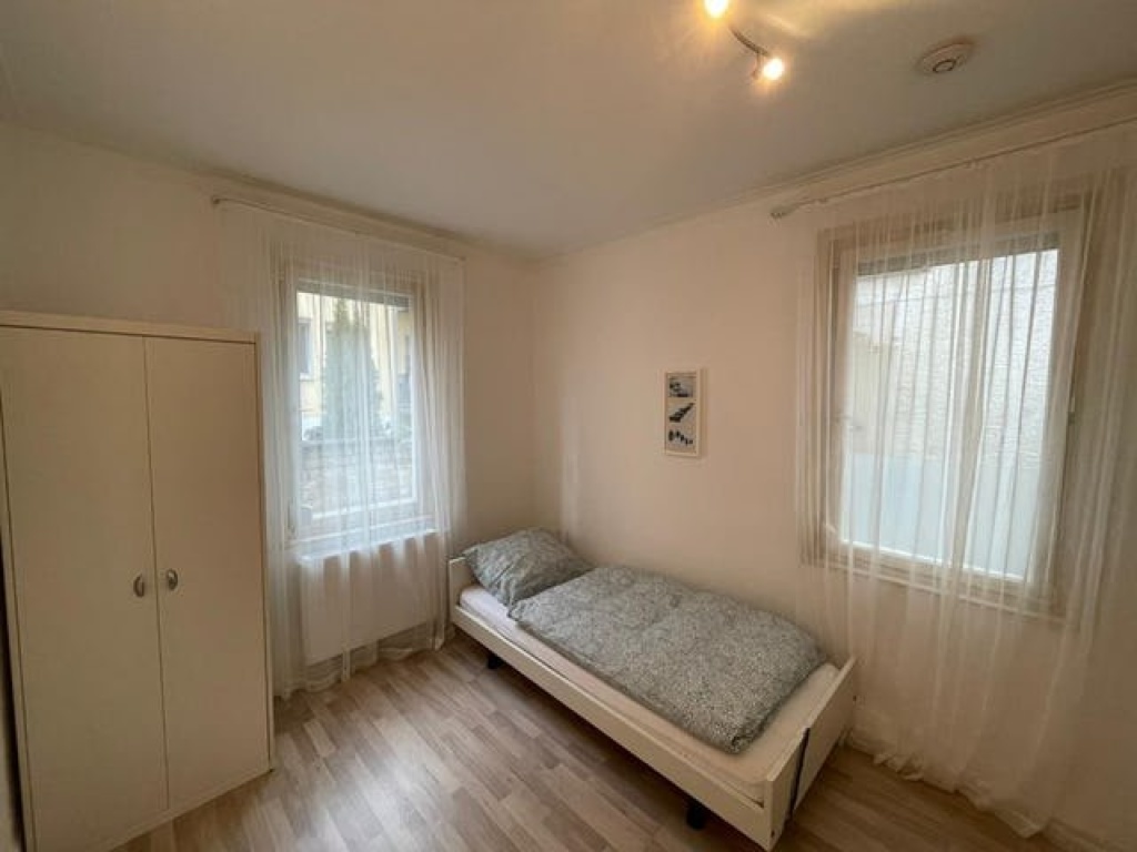 WG-Zimmer Bad Cannstatt Duisburger Str.33 - WG Zimmer Ansicht Wand
