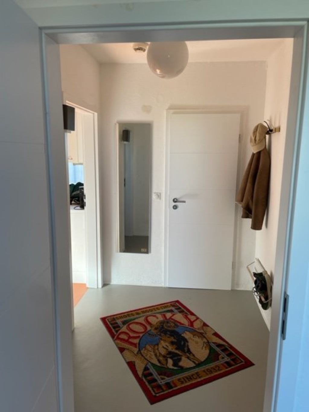 2 Zi. in 2 Zi. Whg., Küche, + Vollbad + Balkon, möbliert. – Hardenstr. 38, 20539 Hamburg Rothenburgsort – Vorschaubild 12