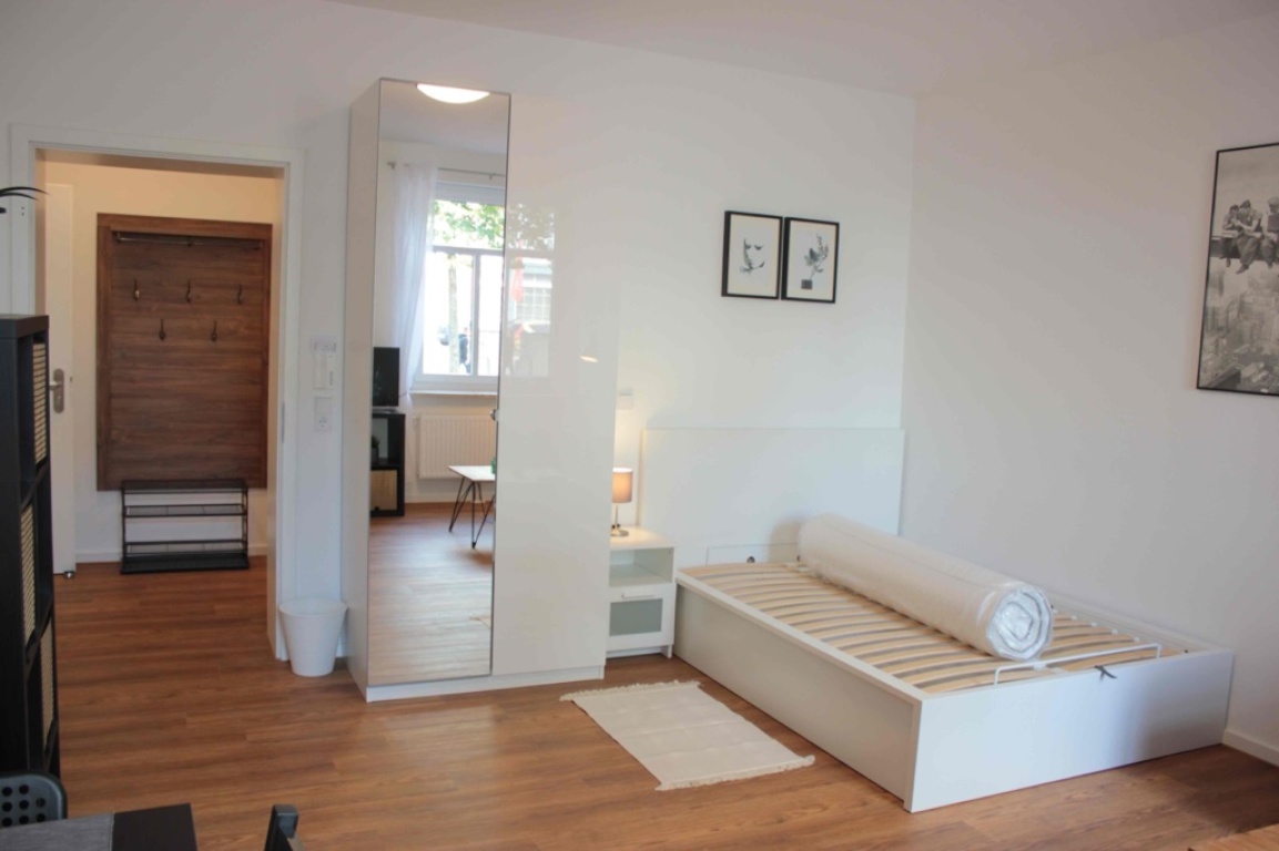 1-Zimmer-Wohnung Galgenberg Furtmayrstraße 4 - Bett mit Stauraum im Bettkasten