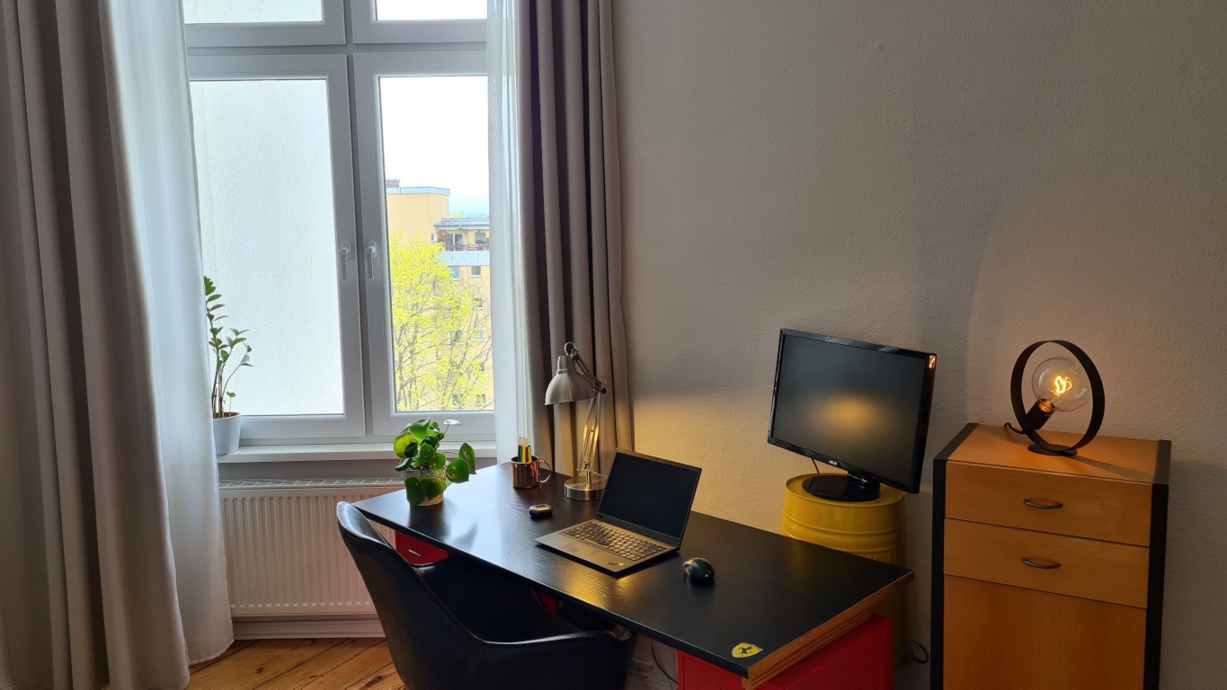 Flat Moabit Birkenstraße - Arbeitsbereich jetzt aber in separatem Arbeitszimmer