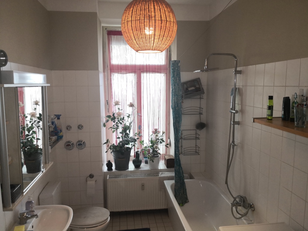 WG-Zimmer Friedrichshain Dossestraße - Unser Bad