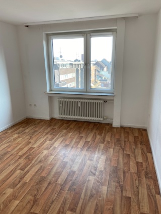 Anzeigenbild: Helle 1-Zimmer-Wohnung in Oberhausen-Sterkrade zu vermieten