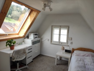 Anzeigenbild: Kleine schöne Wohnung direkt an der pädagogischen Hochschule