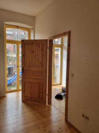 Anzeigenbild: 2 zusammenhängende Zimmer (auch seperate Vermietung möglich)