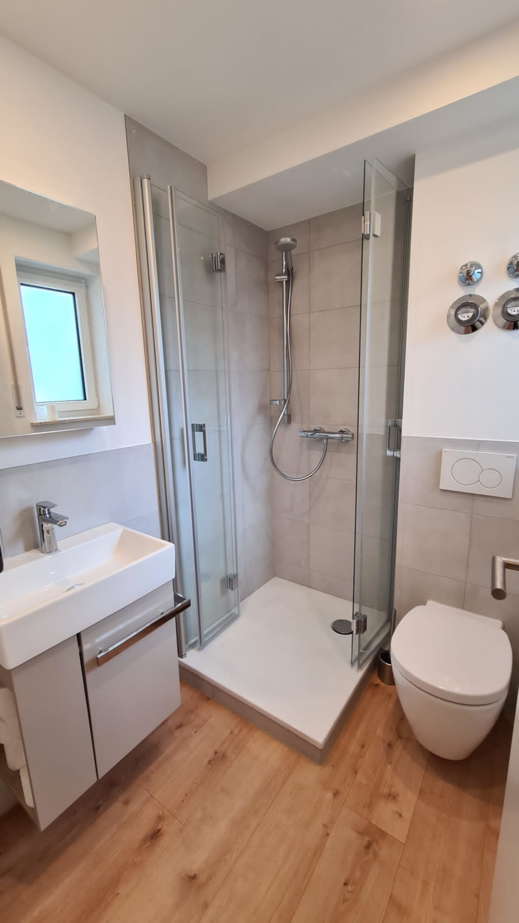 Flat Gießen Bürgermeister-Jung-Weg 21 - Duschbad
