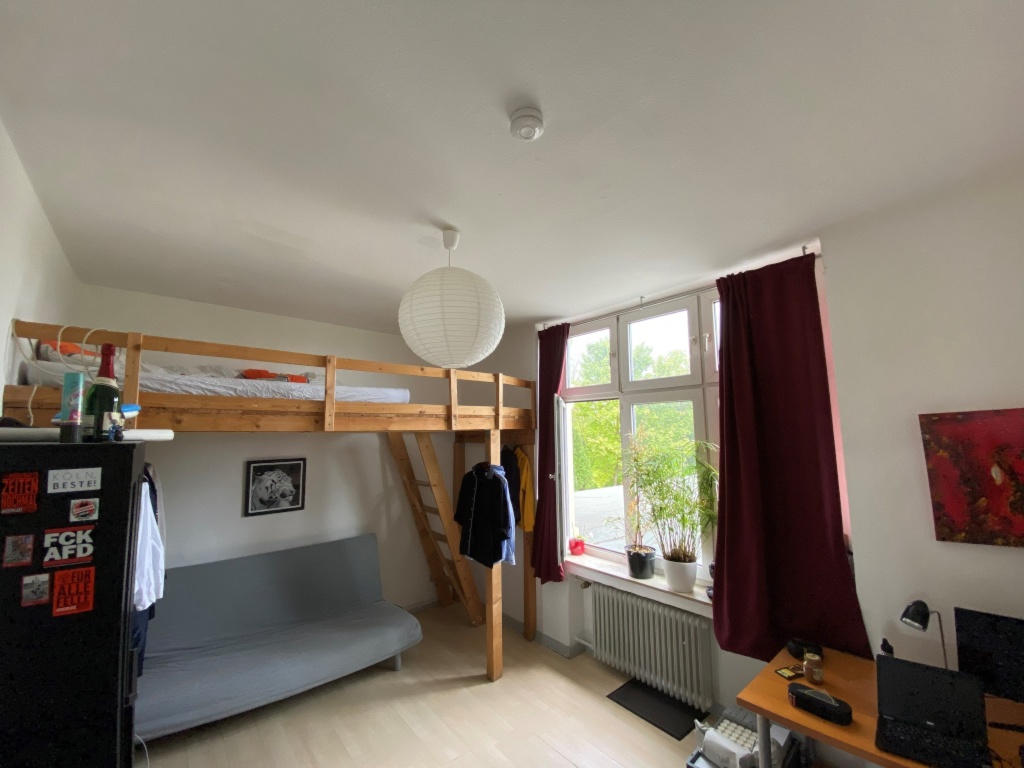 WG-Zimmer Aachen Hexenberg 10 - Zimmer 8 - Fensterseite