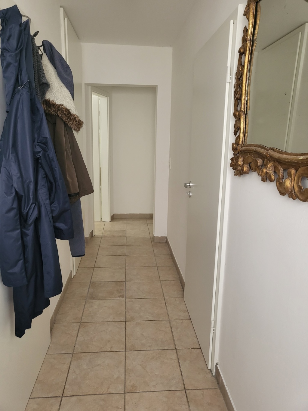 provisionsfreie möbelierte 3,5 Zimmer wohnung Zentrum Erlangen. WG-Geeignet!!! – Thüringer Strasse 7, 91052 Erlangen Innenstadt – Vorschaubild 9