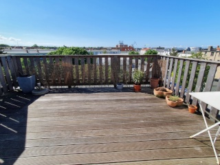 Anzeigenbild: Schöne 3-Zimmer Maisonettewohnung mit Dachterrasse in der KTV