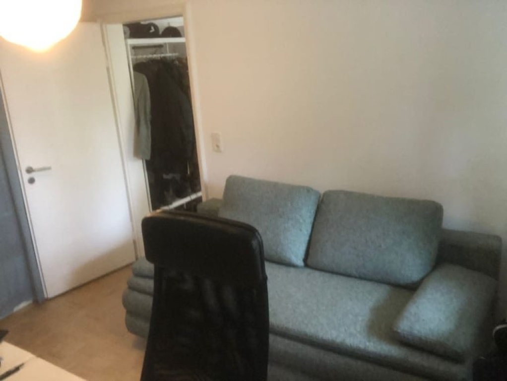 WG-Zimmer Neuhausen-Nymphenburg Frundsbergstraße - Zimmer, unmöbliert