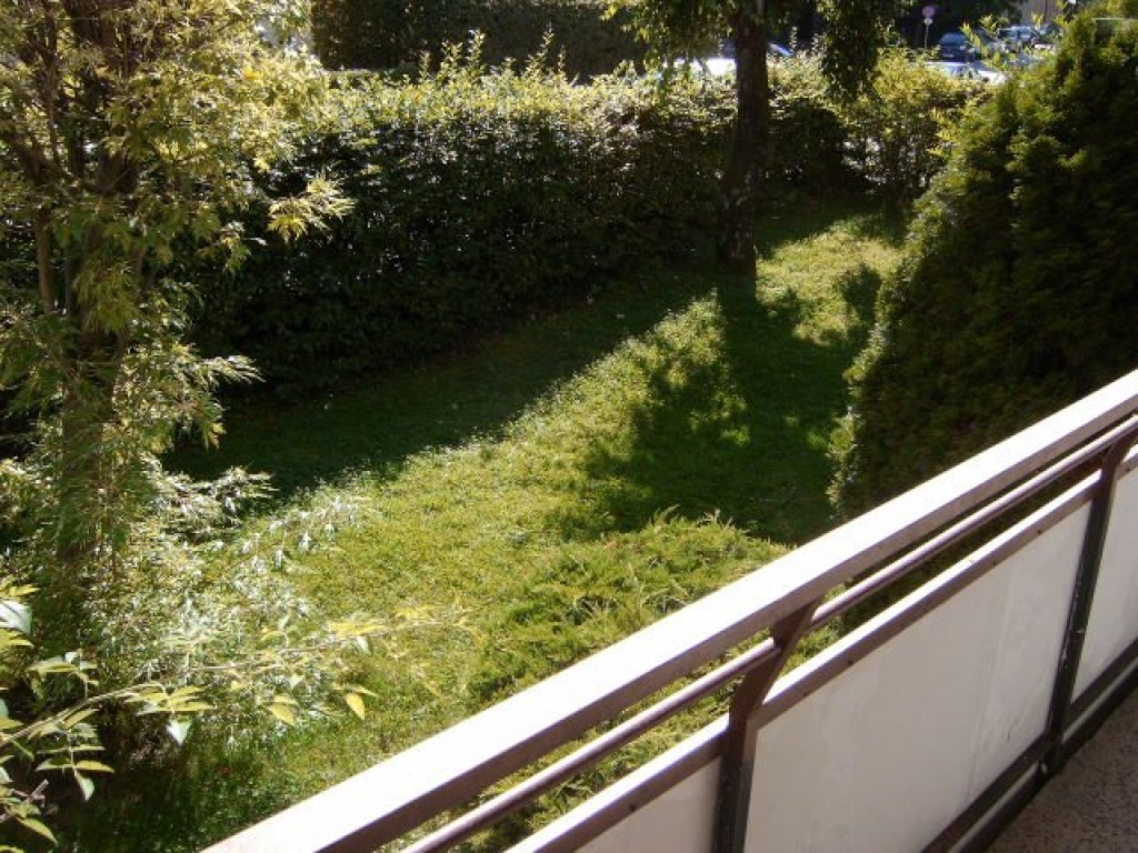 Habitación en WG Zell Zellerburgstraße - Garten