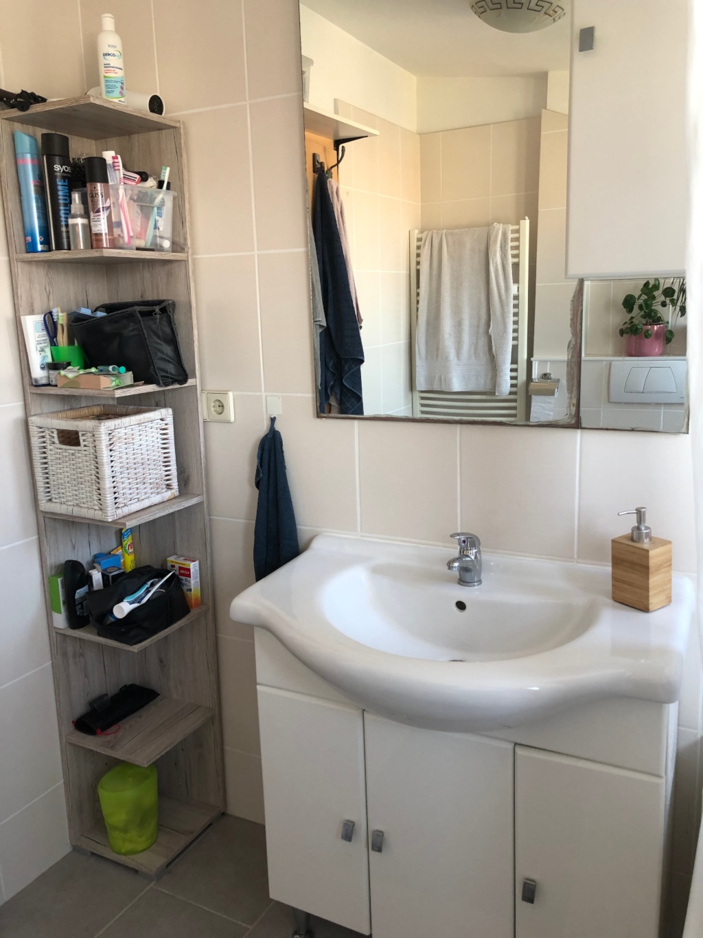 WG-Zimmer Feuerbach Oswald-Hesse-Str. 26 - Bad