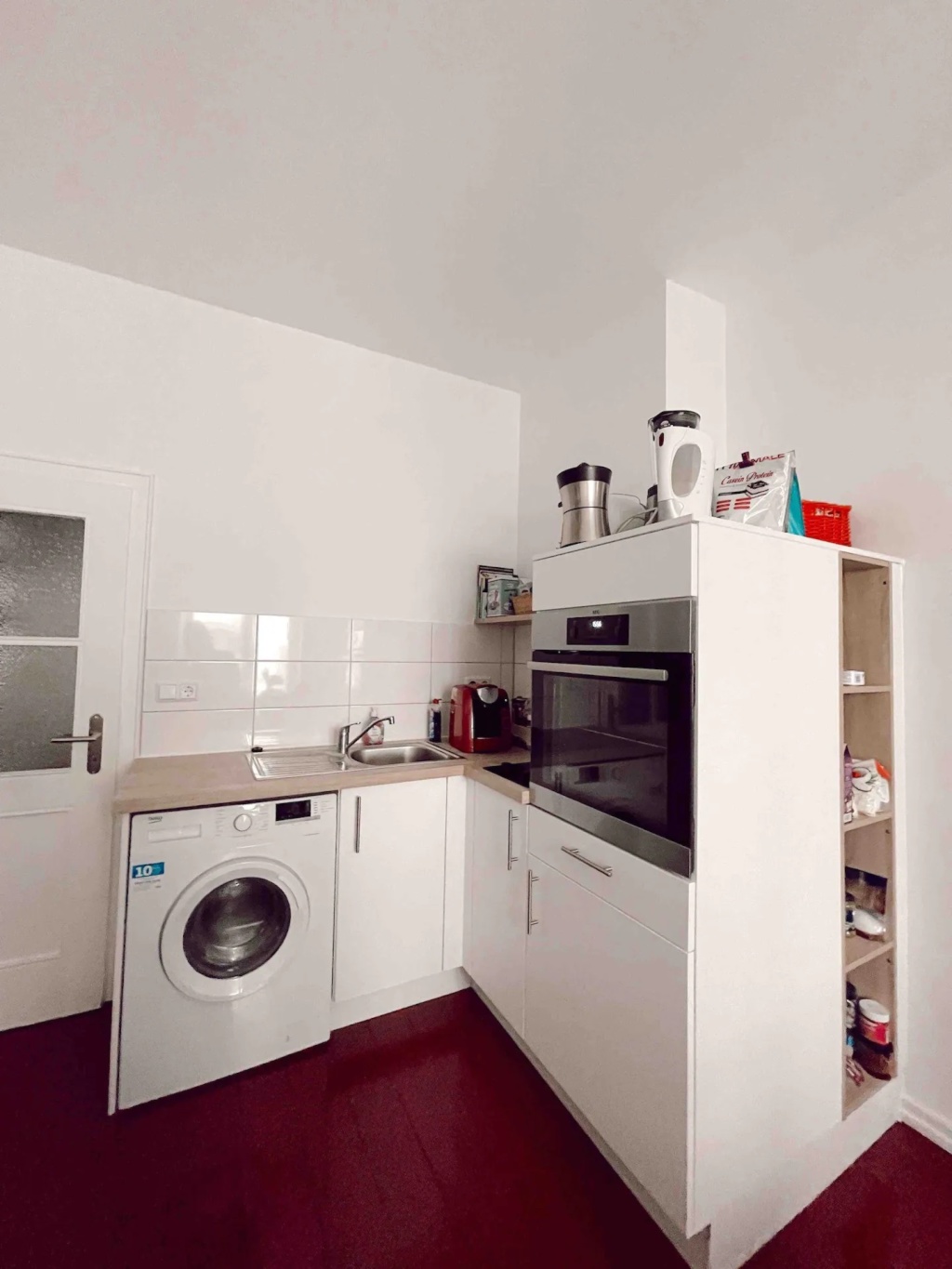 ZWISCHENMIETE 1 JAHR mit Übernahmeoption ab 01.09.2026– HEUMARKT Köln, möblierte 1,5-Zimmer-Wohnung, 40 qm – Hafengasse 2, 50667 Köln Altstadt-Nord – Vorschaubild 3