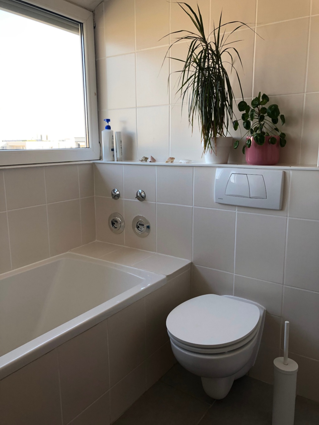WG-Zimmer Feuerbach Oswald-Hesse-Str. 26 - Bad