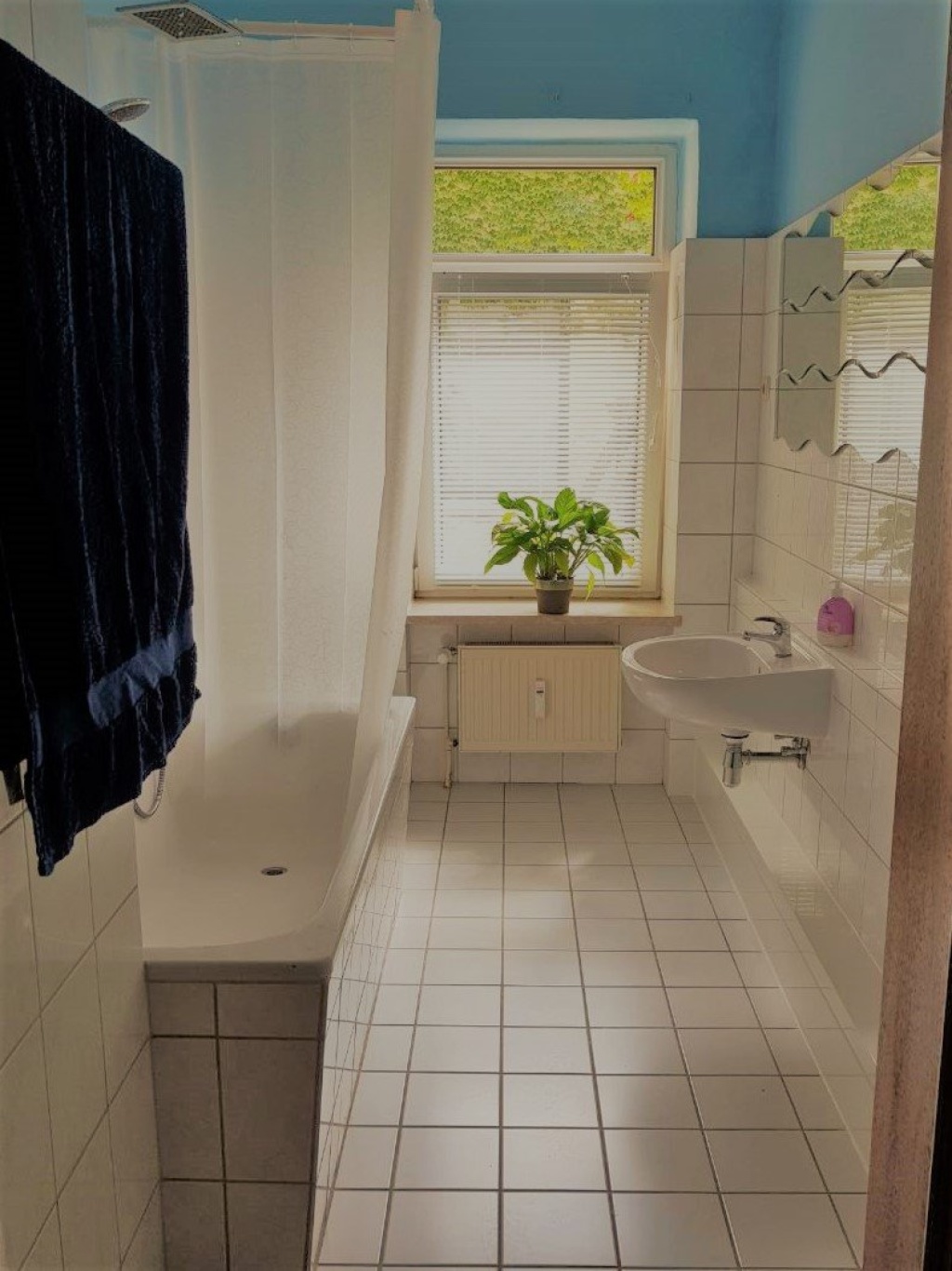 WG-Zimmer Kleinzschocher Antonienstr. 13 - Gemeinschaftsbad