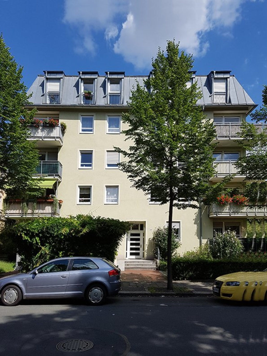 Möblierte Uni Nahe, zentral gelegene 2 Zi.-Whg, EBK; Balkon, am Nürnberger Ei – Eisenstuckstraße 29, 1069 Dresden Südvorstadt-West – Vorschaubild 2