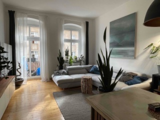 Schön sanierte, stylisch eingerichtete 2-Zi. Altbauwohnung Nordkiez Fhain zur Zwischenmiete (Sept 23 - März 24) — photo 1