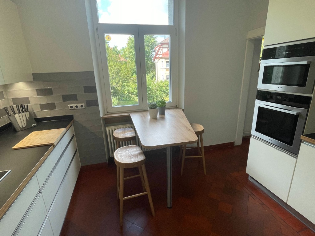 WG-Zimmer City Bürgerreuther Straße 31 - Sitzgelegenheit in unserer Küche.