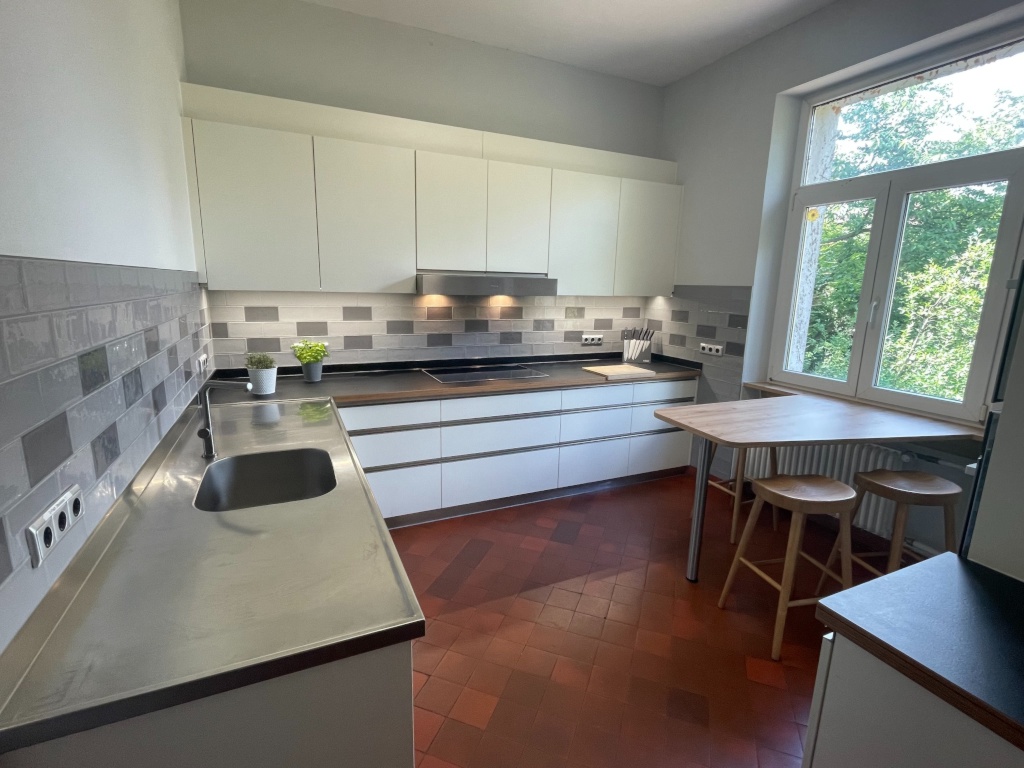 WG-Zimmer City Bürgerreuther Straße 31 - Blick in unsere neue Küche
