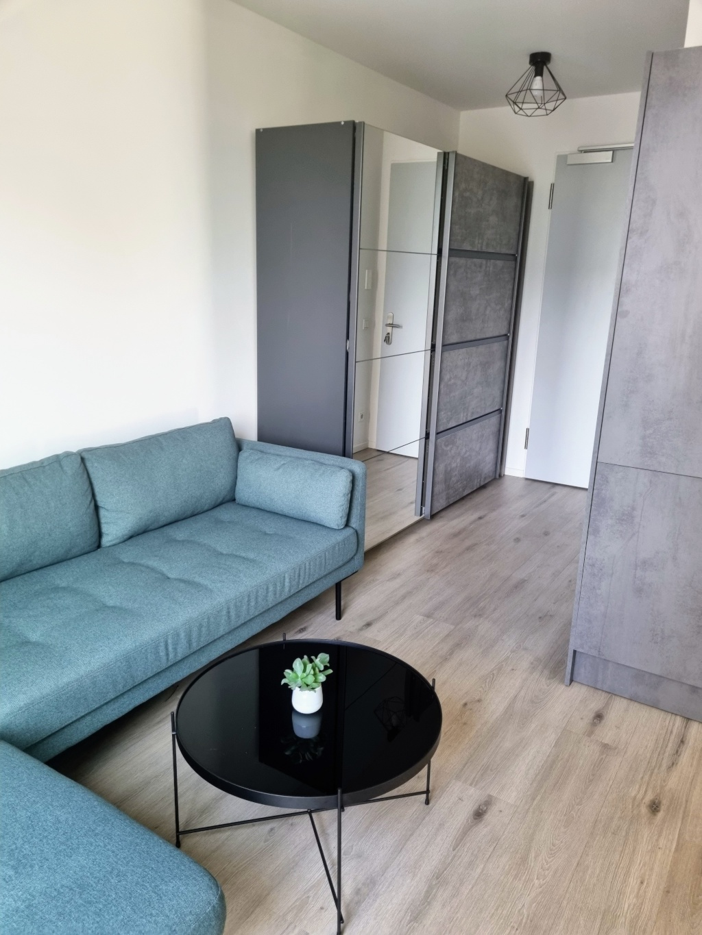 Bright and modern studio apartment – Rathausstraße, 10367 Berlin Lichtenberg – Vorschaubild 4