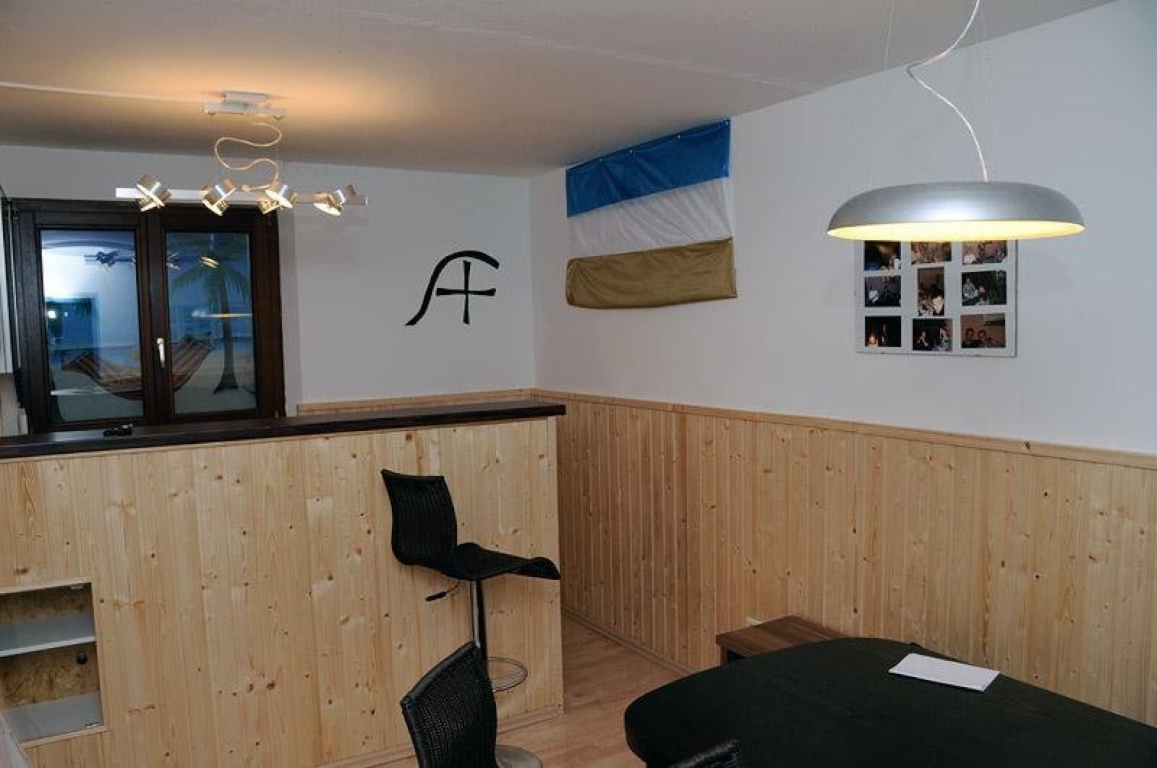 Habitación en WG Plieningen Körschstraße 14 - Partykeller