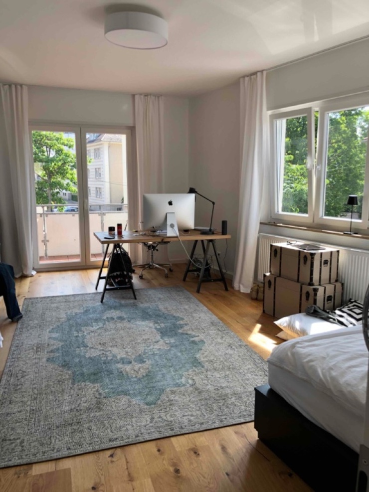 Wunderschönes Zimmer (26qm) in Heller Wohnung mit Balkonzugang - Zimmer ...