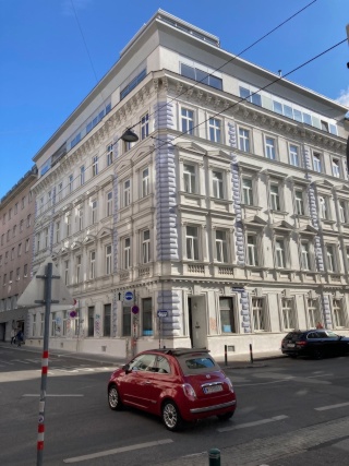 WG-Zimmer mit Balkon, 12 m², Wieden, Wieden