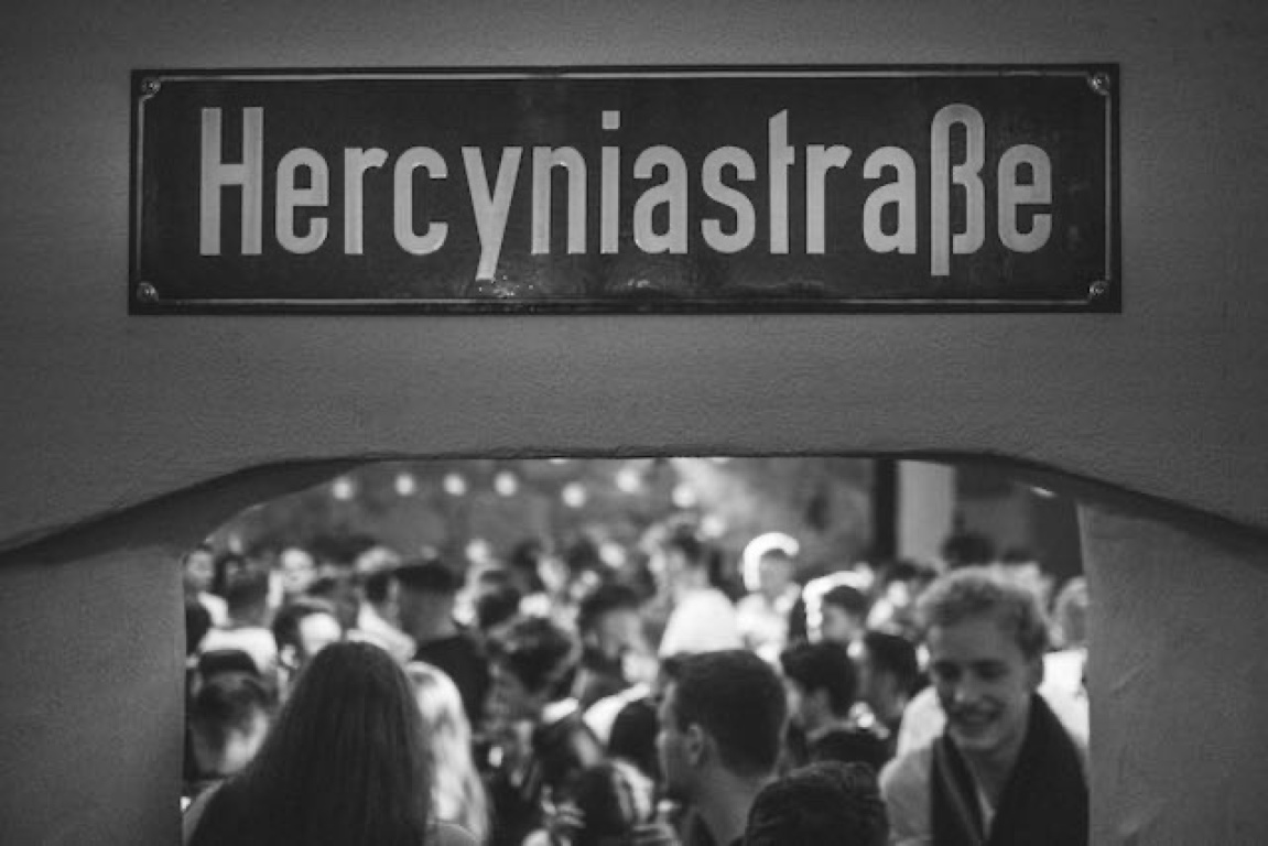 Flatshare Wiehre Mercystraße 16 - Tanzfläche samt Party