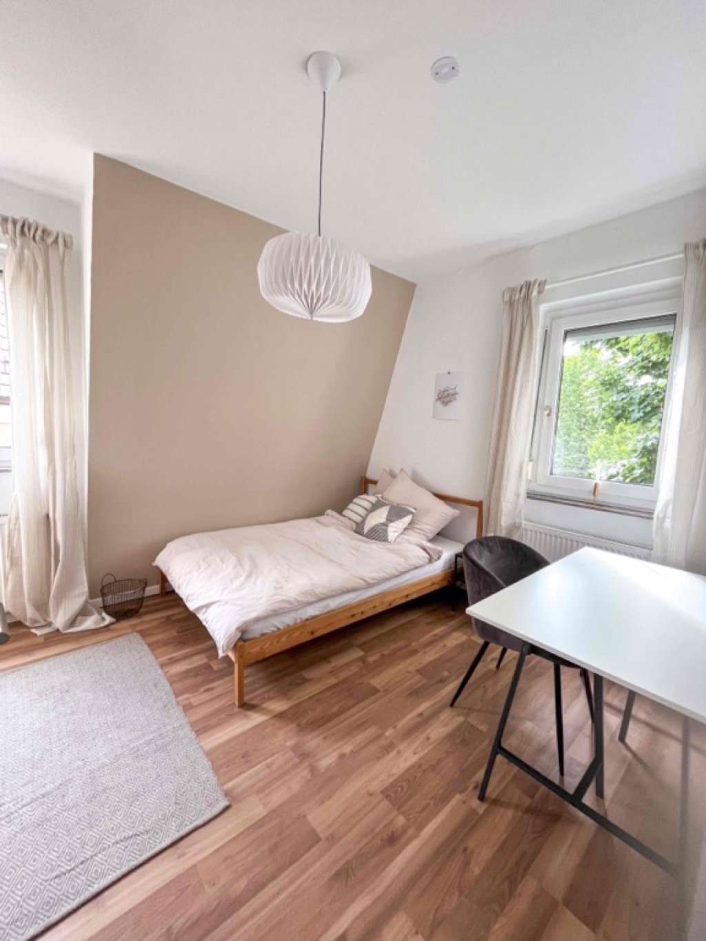 WG-Zimmer Feuerbach Wiener Straße - Bild 1