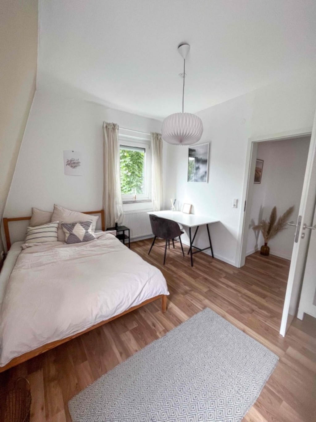 WG-Zimmer Feuerbach Wiener Straße - Bild 2