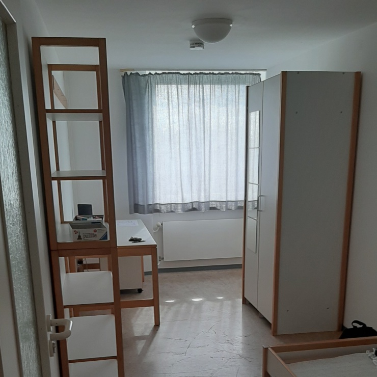 Zwischenmiete Vollmöbeliertes WG-Zimmer in 2er WG am Burgberg (Wohnheim ...