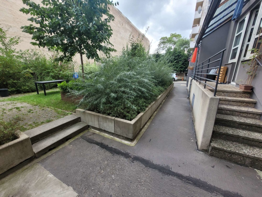 WG-Zimmer Tiergarten Körnerstr 26 - Innenhof mit Garten