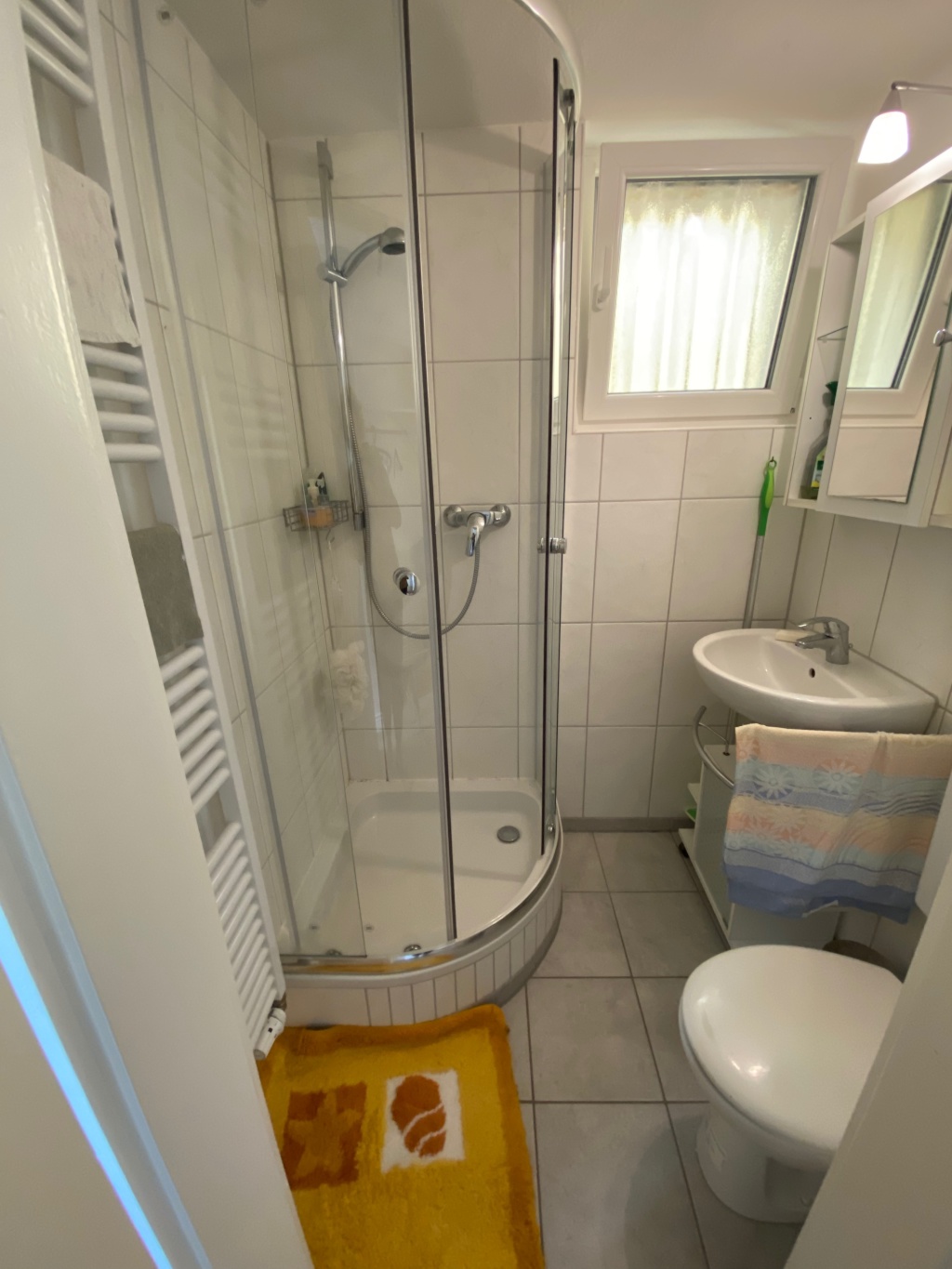 Kleines Apartment – Hirtenstrasse, 65193 Wiesbaden Sonnenberg – Vorschaubild 6