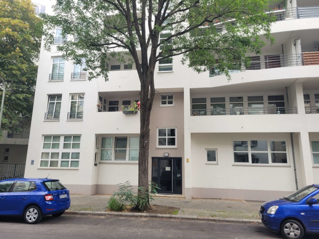 WG-Zimmer Tiergarten Körnerstr 26 - Hauseingang
