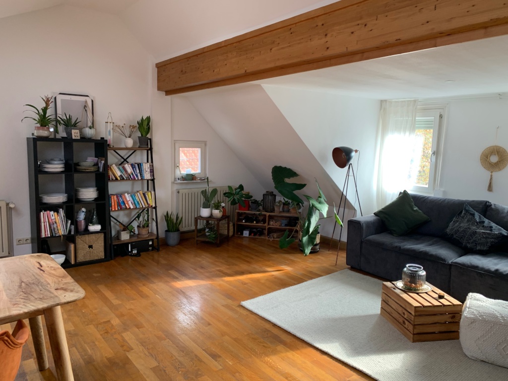 2-Zimmerwohnung in Stuttgart Mitte zur Zwischenmiete – Pfarrstrasse 21, 70182 Stuttgart Mitte – Vorschaubild 2