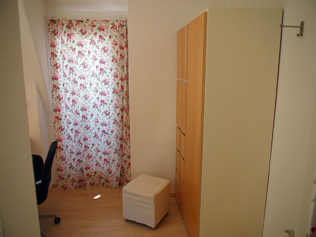 WG-Zimmer West Scheffelstr. 23 - Schrank
